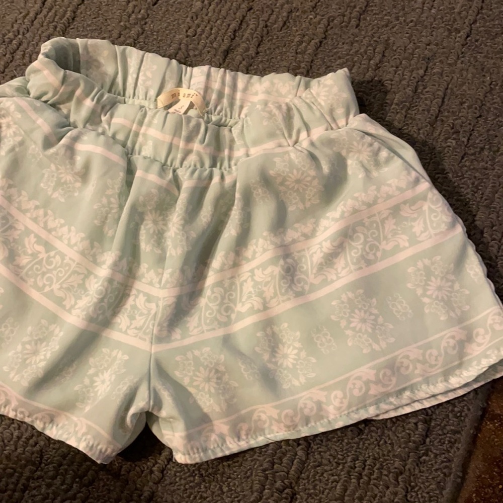Cinch-Waist Shorts from Francesca’s!